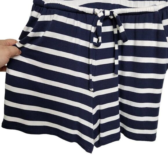 Market & Spruce Toni Keyhole Back Sleeveless Navy White Romper Size Small - Picture 6 of 10